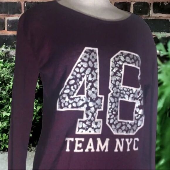 H&M Y2K Sweater Red Animal Print ‘Team NYC 48’ Semi Sheer Sparkling Size M EUC - Picture 8 of 16